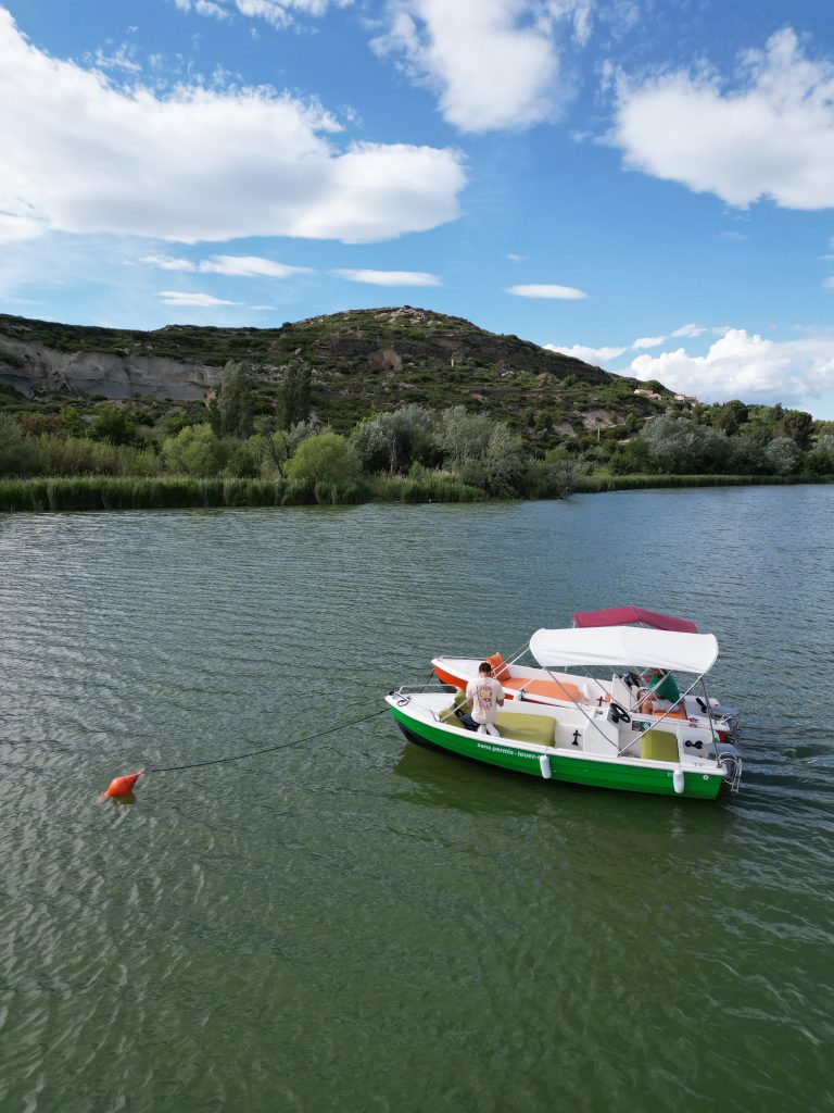 Bateau sans permis à couple