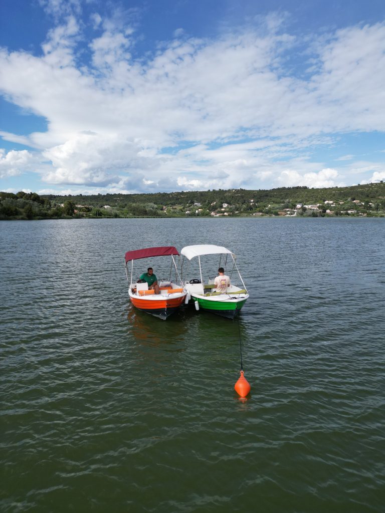 Bateau sans permis à couple